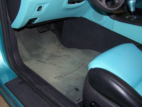 2002 Ford Thunderbird Deluxe