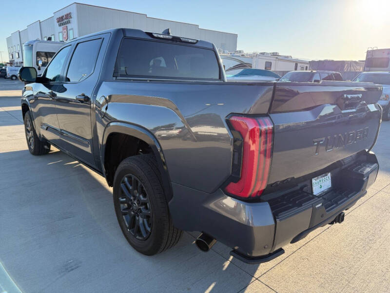 2025 Toyota Tundra Platinum