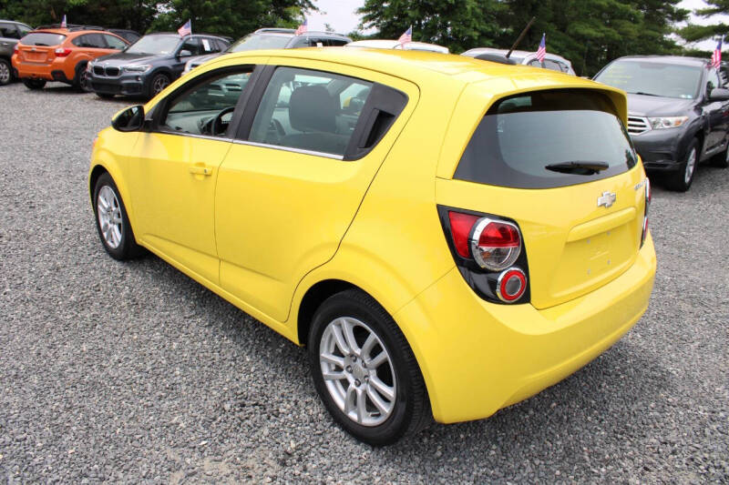 2016 Chevrolet Sonic LT Manual