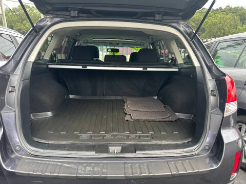 2011 Subaru Outback 2.5i Premium