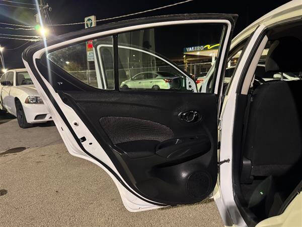 2019 Nissan Versa