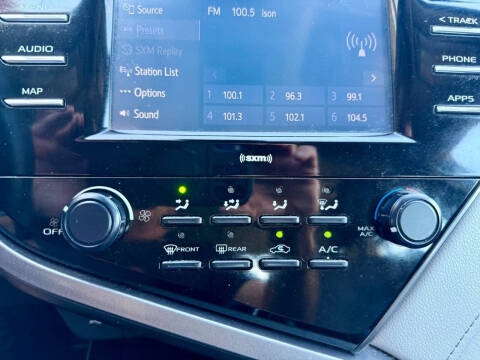 2020 Toyota Camry LE