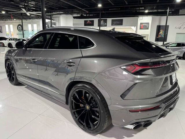 2021 Lamborghini Urus