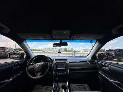 2017 Toyota Camry LE