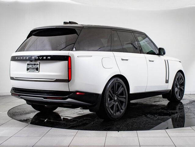 2022 Land Rover Range Rover P400 SE