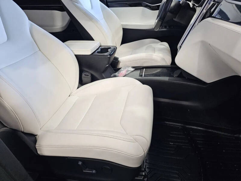 2017 Tesla Model X 75D