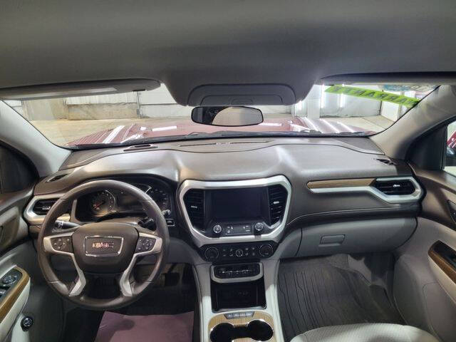 2023 GMC Acadia SLE