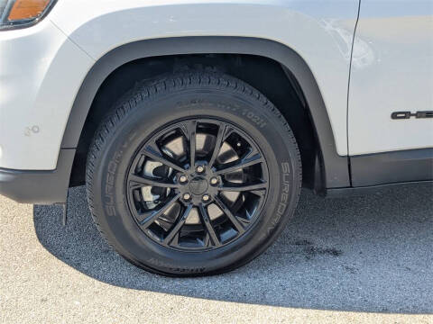 2023 Jeep Cherokee Altitude Lux