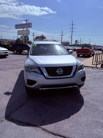 2019 Nissan Pathfinder S