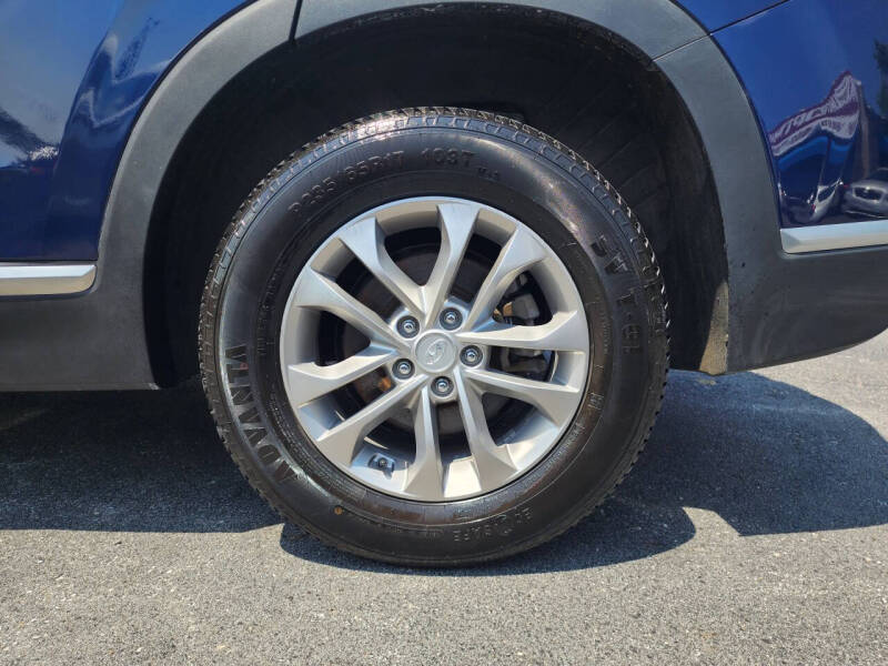 2019 Hyundai Santa Fe SE 2.4L