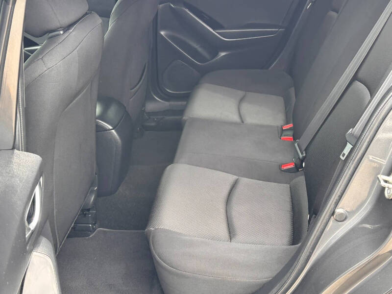 2017 Mazda MAZDA3 Sport