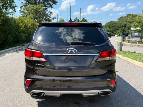 2018 Hyundai Santa Fe SE