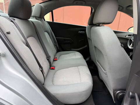 2013 Chevrolet Sonic LS Auto