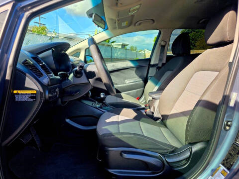 2016 Kia Forte5 LX