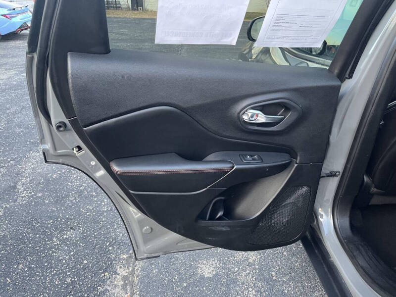 2019 Jeep Cherokee Trailhawk