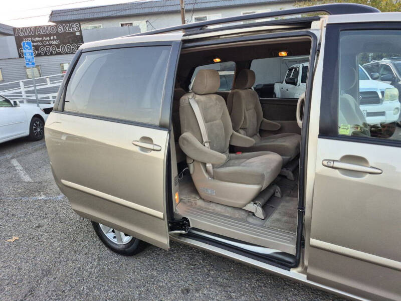2007 Toyota Sienna LE 7-Passenger