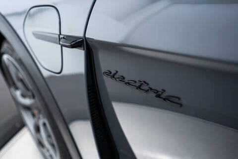 2025 Porsche Taycan 4 Cross Turismo