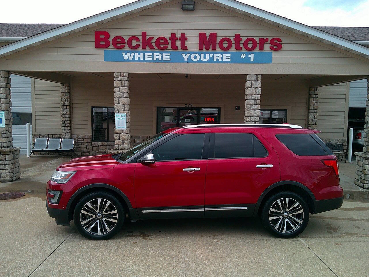 Ruby Red Metallic Tinted Clearcoat 2016 Ford Explorer Platinum 4WD SUV / Crossover All-Wheel Drive 6-Speed Automatic