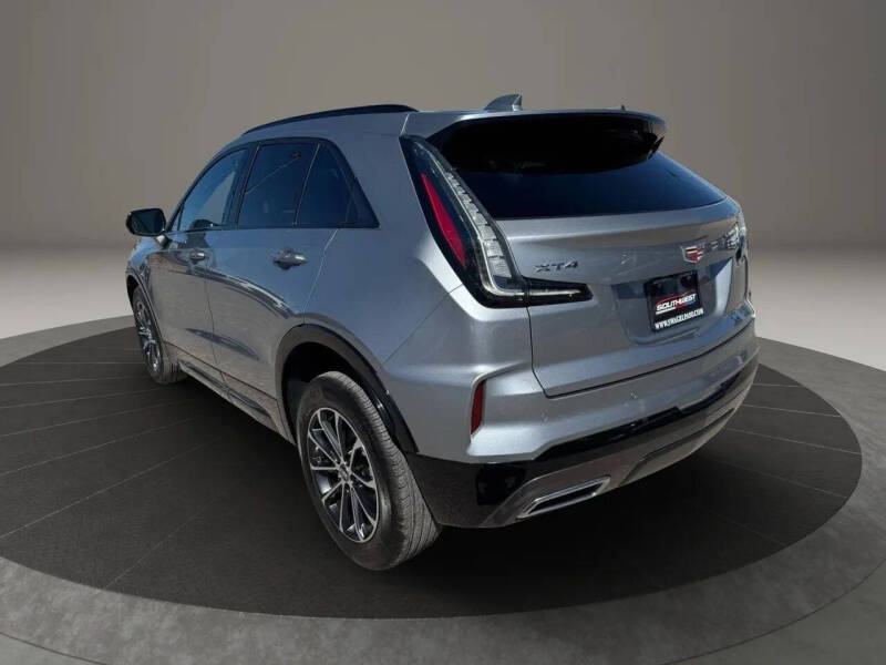 2024 Cadillac XT4 Sport