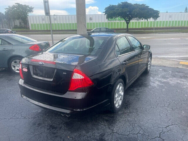 2010 Ford Fusion  - $4,988
