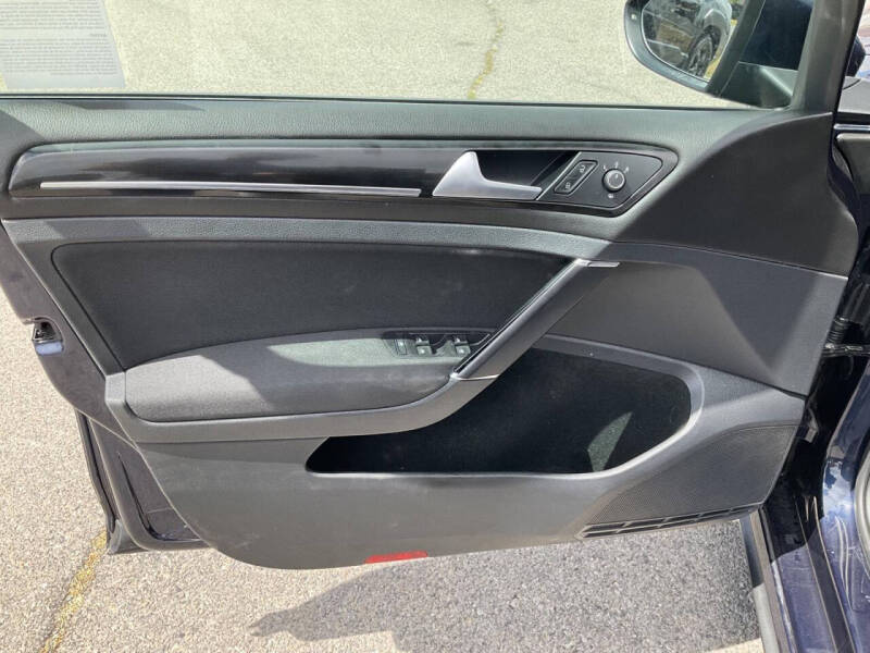 2017 Volkswagen Golf GTI S