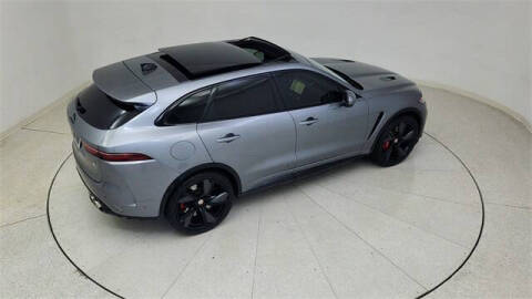 2022 Jaguar F-PACE SVR