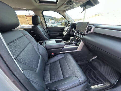 2023 Toyota Sequoia SR5