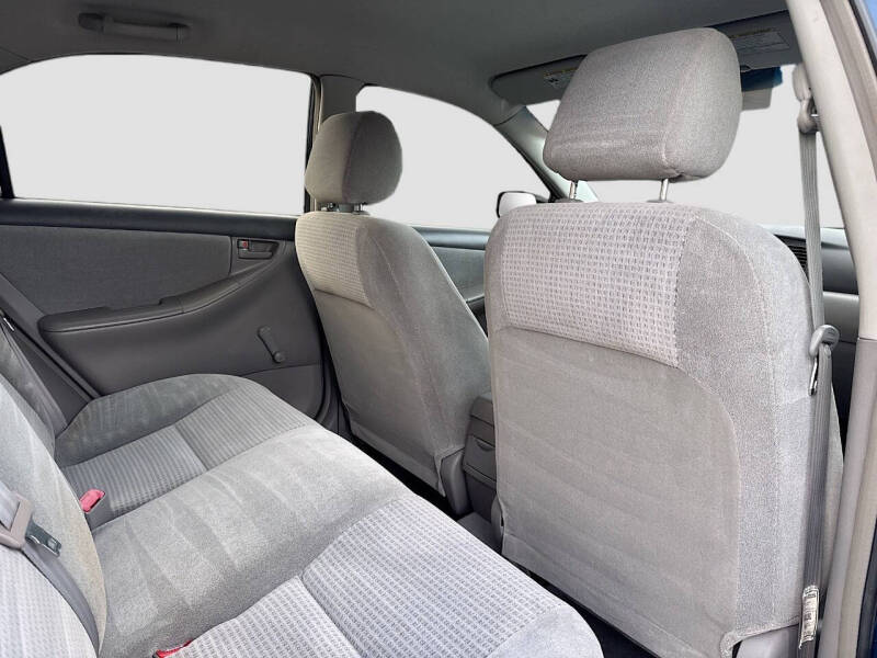 2005 Toyota Corolla CE