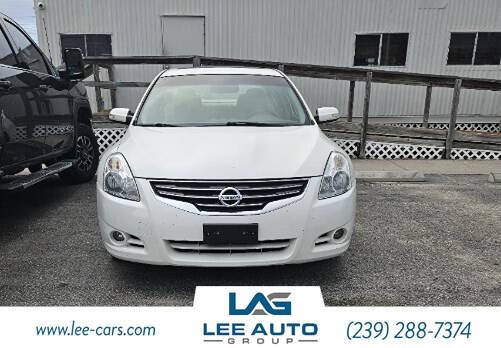 2011 Nissan Altima 3.5 SR