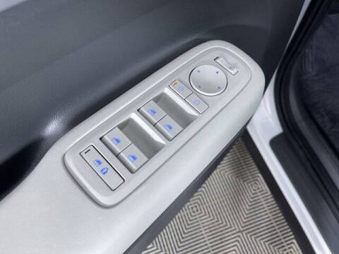 2025 Hyundai Santa Fe SE