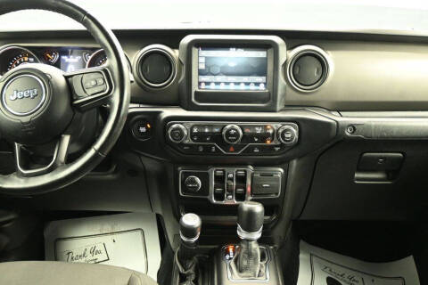 2022 Jeep Gladiator Willys