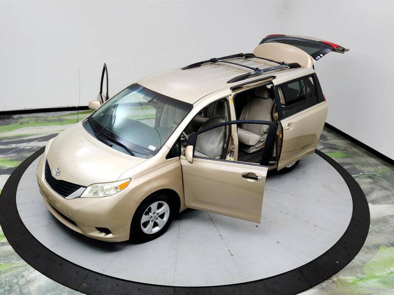 2013 Toyota Sienna