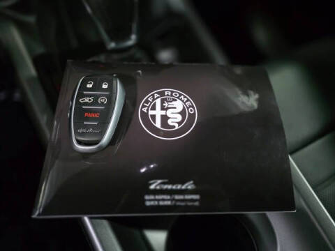 2024 Alfa Romeo Tonale Hybrid Ti