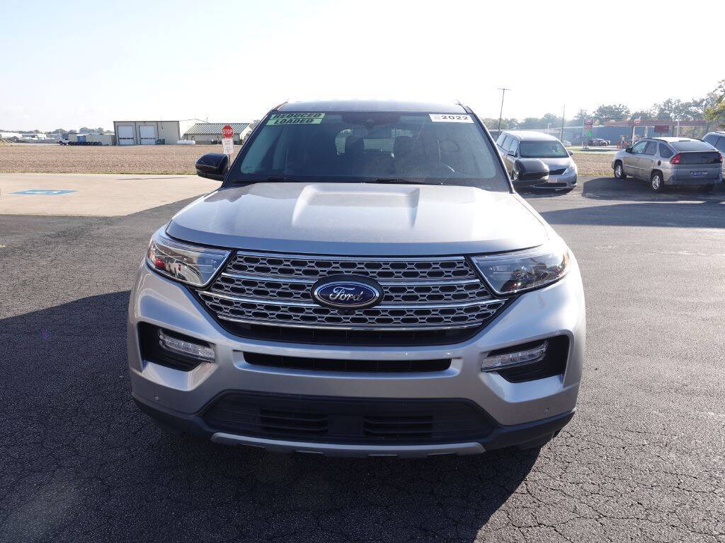 Silver 2022 Ford Explorer Limited Limited 4dr SUV 2