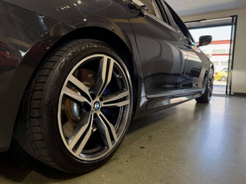 2018 BMW 7 Series M760i xDrive