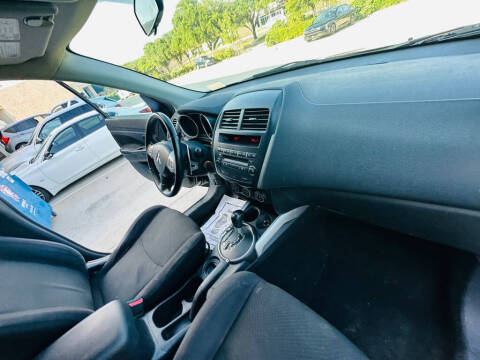 2013 Mitsubishi Outlander Sport ES