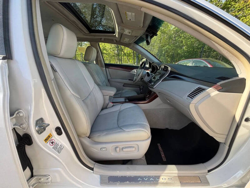 2011 Toyota Avalon Limited