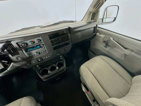 2024 Chevrolet Express LT 3500