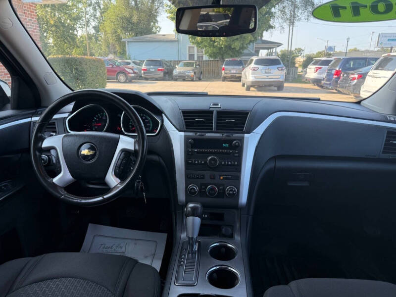 2011 Chevrolet Traverse LT