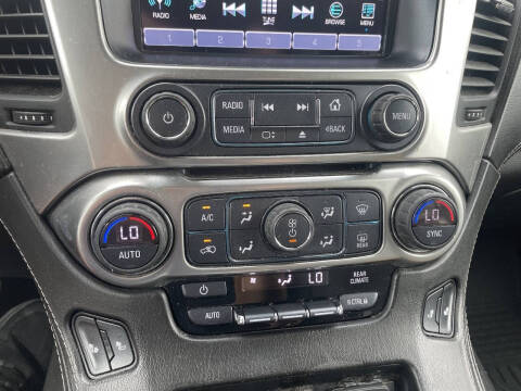 2017 Chevrolet Suburban LT