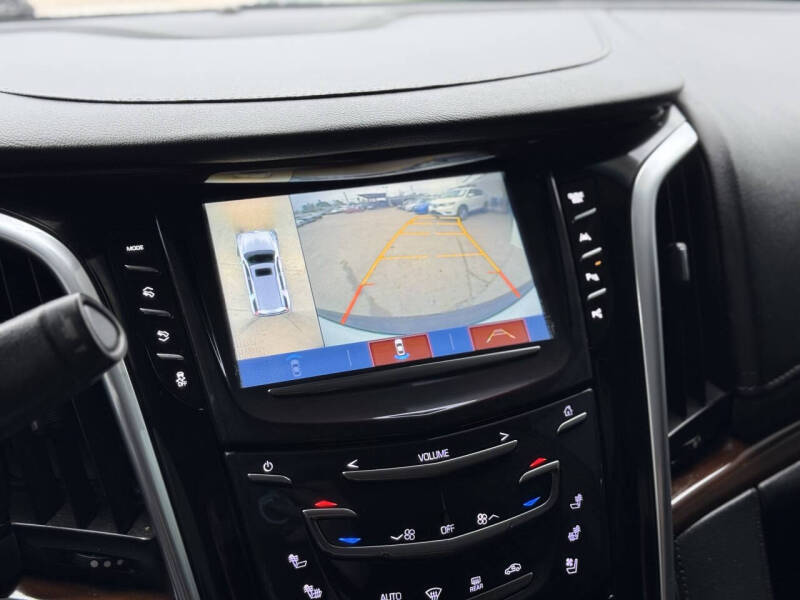 2020 Cadillac Escalade Luxury