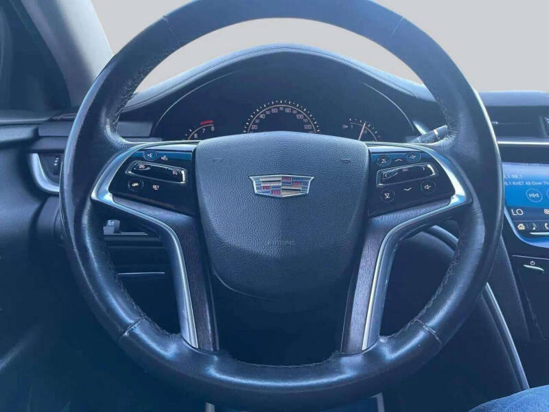 2018 Cadillac XTS Standard
