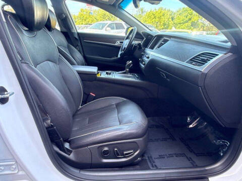 2015 Hyundai Genesis