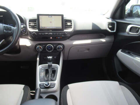 2020 Hyundai Venue SEL