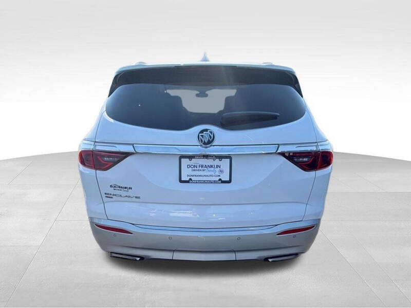 2023 Buick Enclave Essence