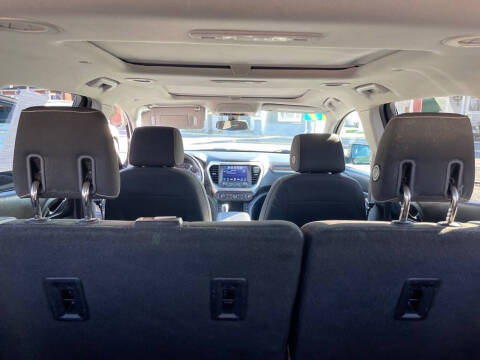 2017 GMC Acadia SLE-2