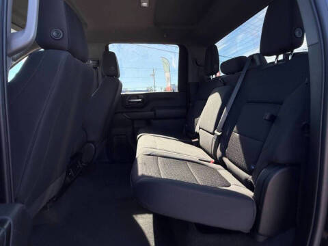 2023 Chevrolet Silverado 2500HD Custom