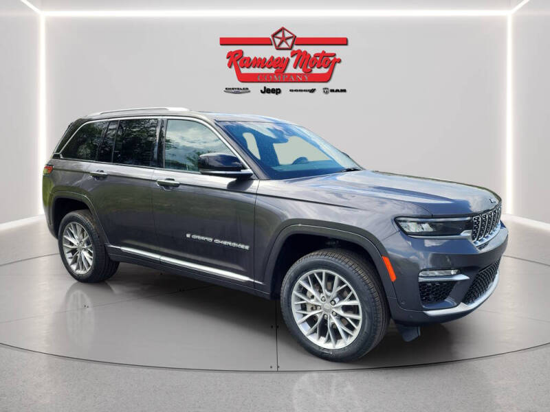 2022 Jeep Grand Cherokee Summit