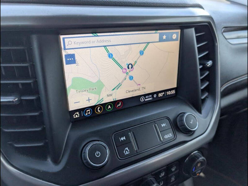 2023 GMC Acadia AT4