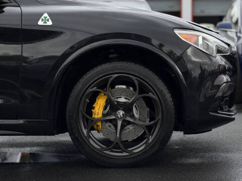 2018 Alfa Romeo Stelvio Quadrifoglio
